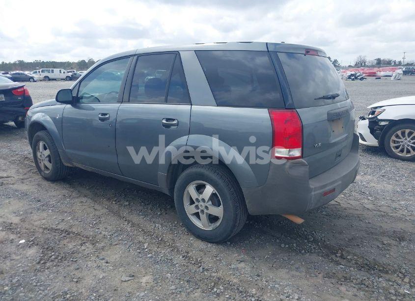 Photo 3 of 2005 Saturn Vue 4 CYL (VIN 5GZCZ33D55S853880)