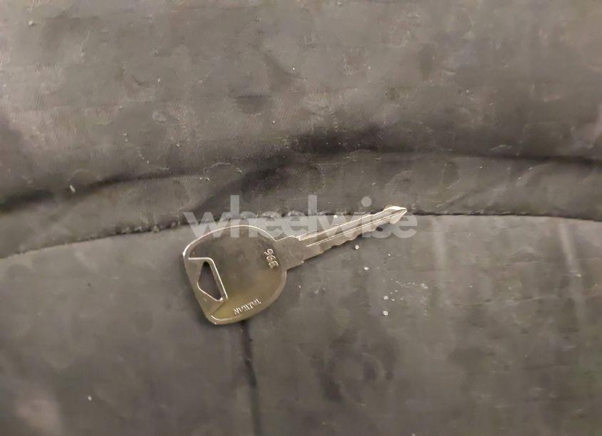 Photo 11 of 2007 Saturn Vue 4 CYL (VIN 5GZCZ33D57S863439)