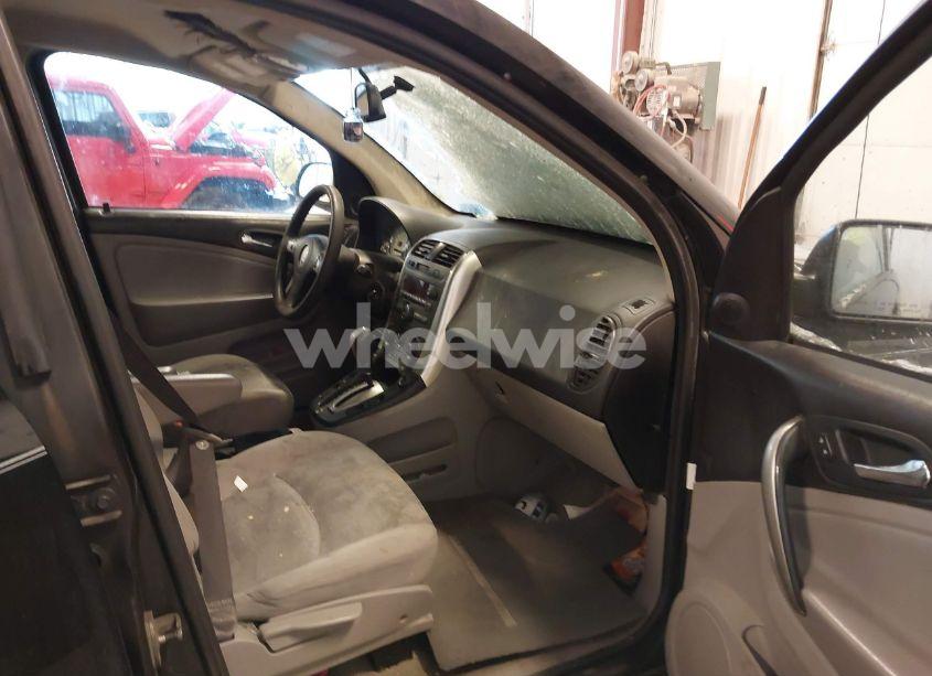 Photo 5 of 2007 Saturn Vue 4 CYL (VIN 5GZCZ33D57S863439)