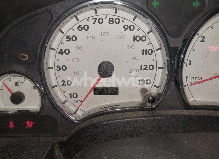 Photo 7 of 2007 Saturn Vue 4 CYL (VIN 5GZCZ33D57S863439)