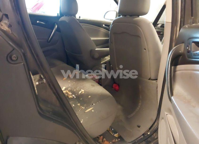 Photo 8 of 2007 Saturn Vue 4 CYL (VIN 5GZCZ33D57S863439)