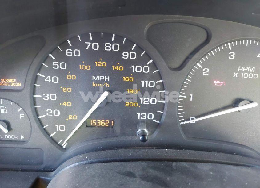 Photo 7 of 2003 Saturn Vue 4 CYL (VIN 5GZCZ33D63S902677)