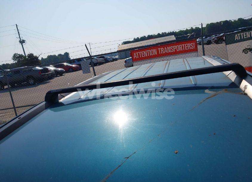 Photo 17 of 2005 Saturn Vue 4 CYL (VIN 5GZCZ33D65S825618)