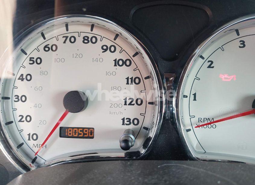 Photo 7 of 2005 Saturn Vue 4 CYL (VIN 5GZCZ33D65S825618)