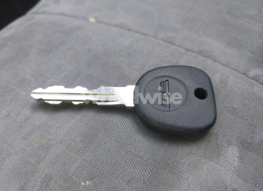 Photo 11 of 2005 Saturn Vue 4 CYL (VIN 5GZCZ33D65S869926)