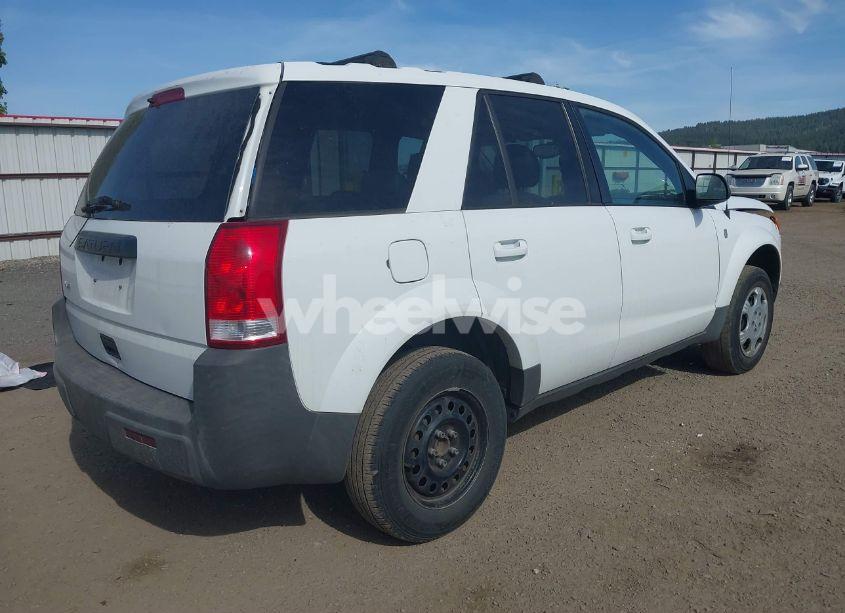 Photo 4 of 2005 Saturn Vue 4 CYL (VIN 5GZCZ33D65S869926)