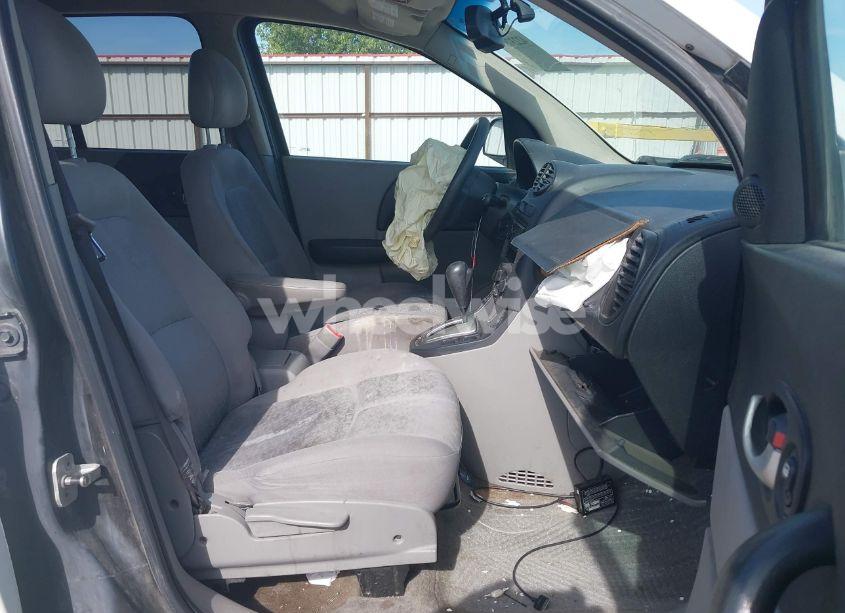 Photo 5 of 2005 Saturn Vue 4 CYL (VIN 5GZCZ33D65S869926)