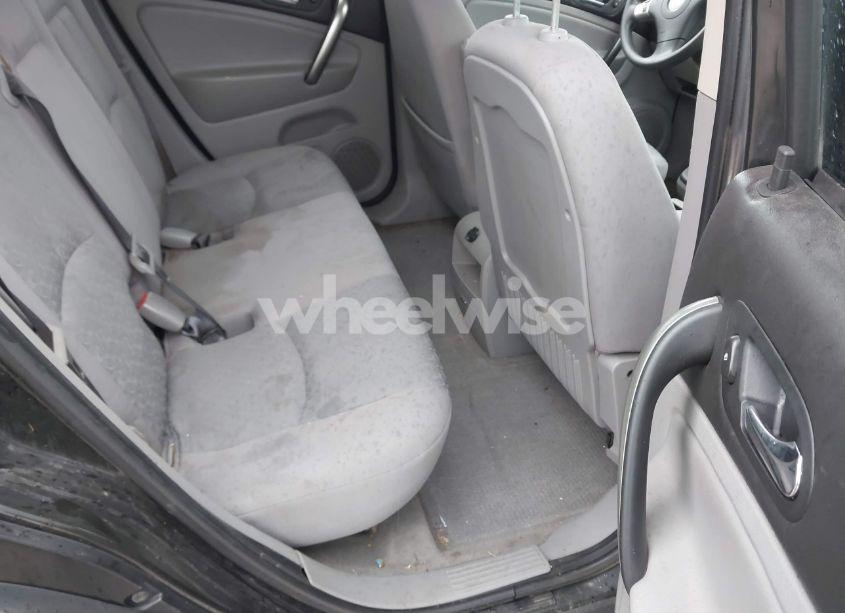 Photo 8 of 2007 Saturn Vue 4 CYL (VIN 5GZCZ33D77S856735)