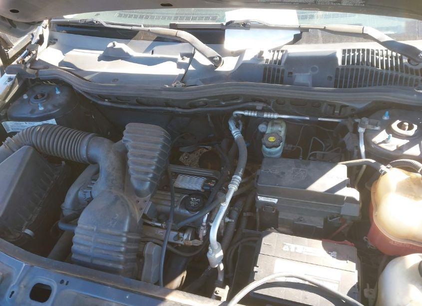 Photo 10 of 2006 Saturn Vue 4 CYL (VIN 5GZCZ33D86S814993)