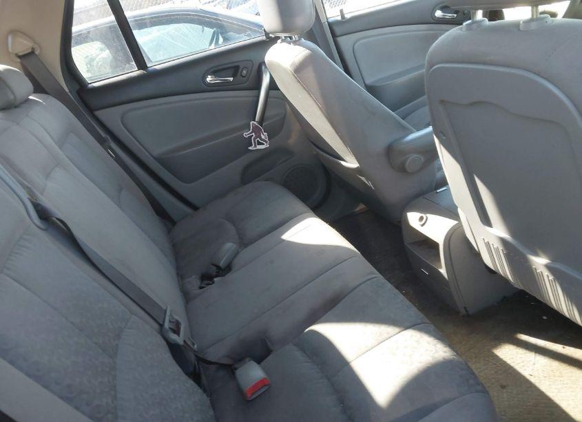 Photo 8 of 2006 Saturn Vue 4 CYL (VIN 5GZCZ33D86S814993)