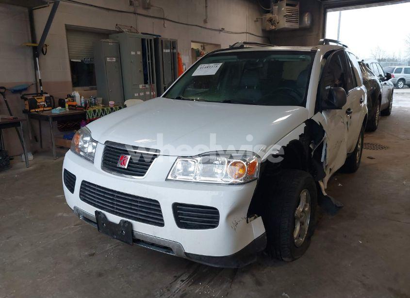 Photo 2 of 2007 Saturn Vue 4 CYL (VIN 5GZCZ33D87S844545)