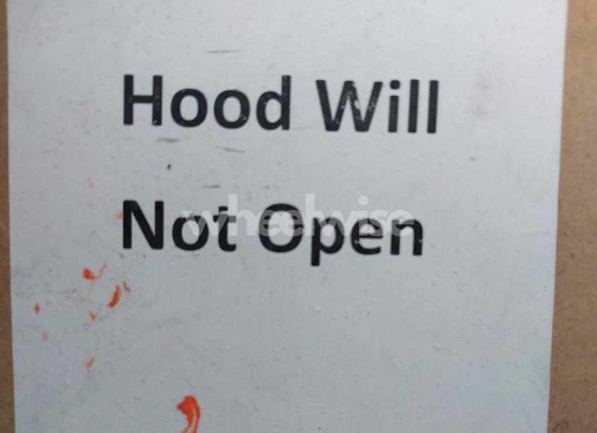 Photo 10 of 2005 Saturn Vue 4 CYL (VIN 5GZCZ33D95S830599)