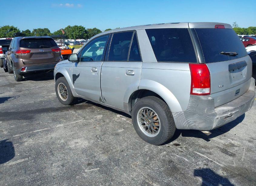 Photo 3 of 2005 Saturn Vue 4 CYL (VIN 5GZCZ33D95S832773)