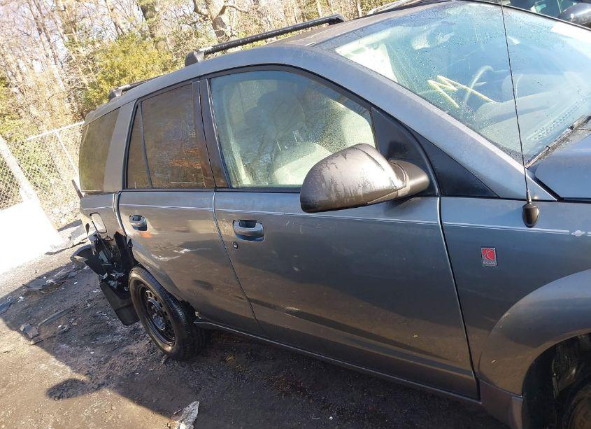 Photo 13 of 2005 Saturn Vue 4 CYL (VIN 5GZCZ33D95S833583)