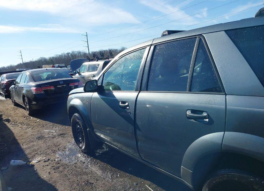 Photo 14 of 2005 Saturn Vue 4 CYL (VIN 5GZCZ33D95S833583)