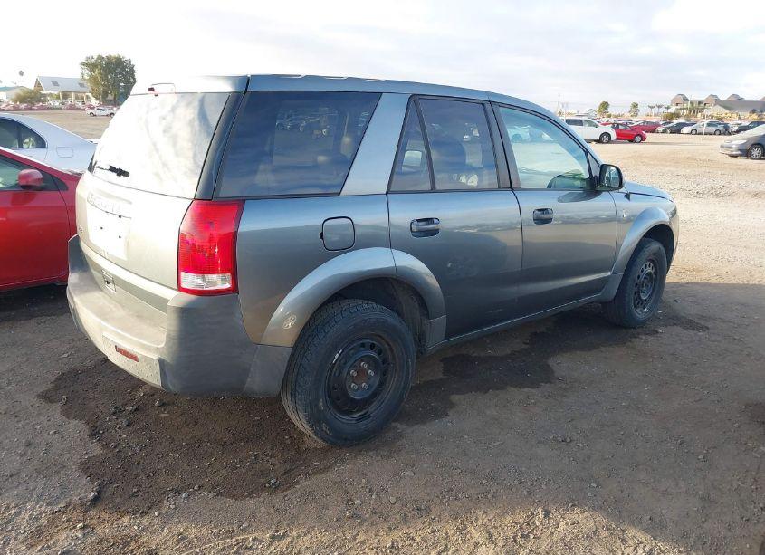 Photo 4 of 2005 Saturn Vue 4 CYL (VIN 5GZCZ33D95S858001)