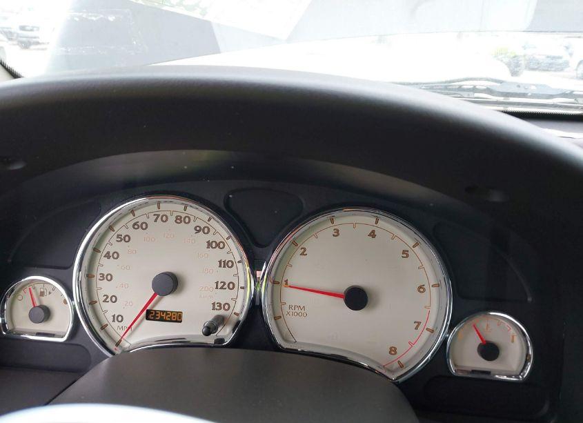 Photo 7 of 2006 Saturn Vue 4 CYL (VIN 5GZCZ33D96S879934)