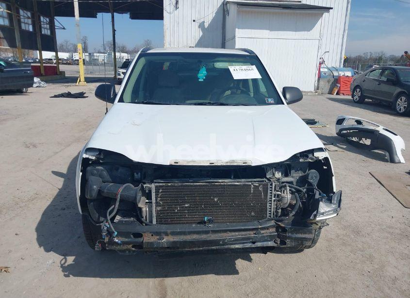 Photo 13 of 2007 Saturn Vue 4 CYL (VIN 5GZCZ33DX7S878468)