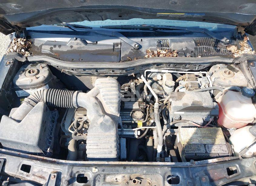 Photo 10 of 2004 Saturn Vue 4 CYL (VIN 5GZCZ43D24S803314)