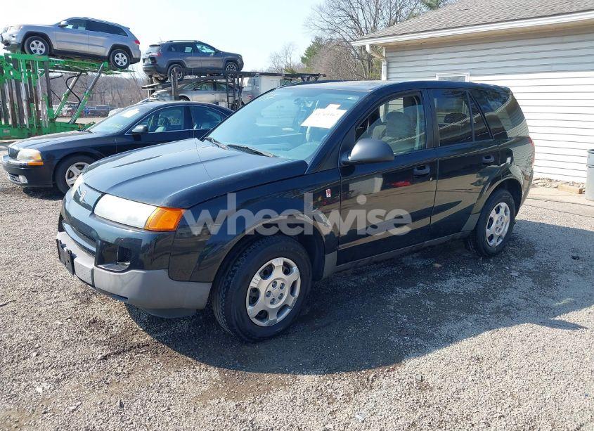 Photo 2 of 2004 Saturn Vue 4 CYL (VIN 5GZCZ43D24S803314)