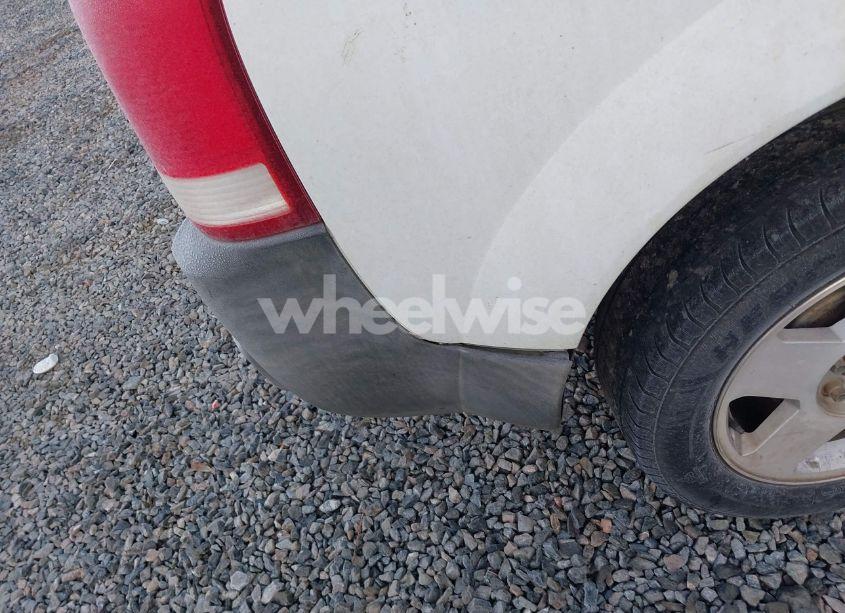 Photo 15 of 2005 Saturn Vue V6 (VIN 5GZCZ53405S831295)