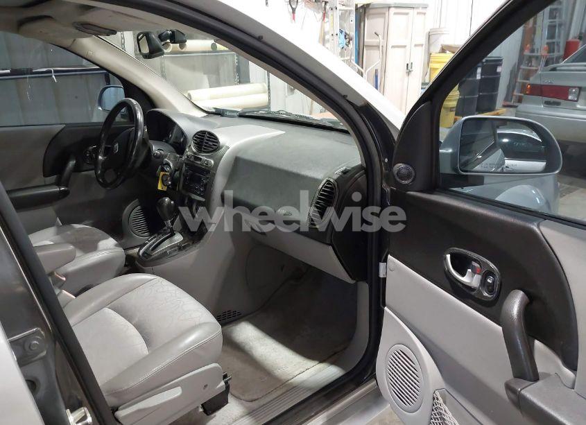 Photo 5 of 2005 Saturn Vue V6 (VIN 5GZCZ53405S837999)