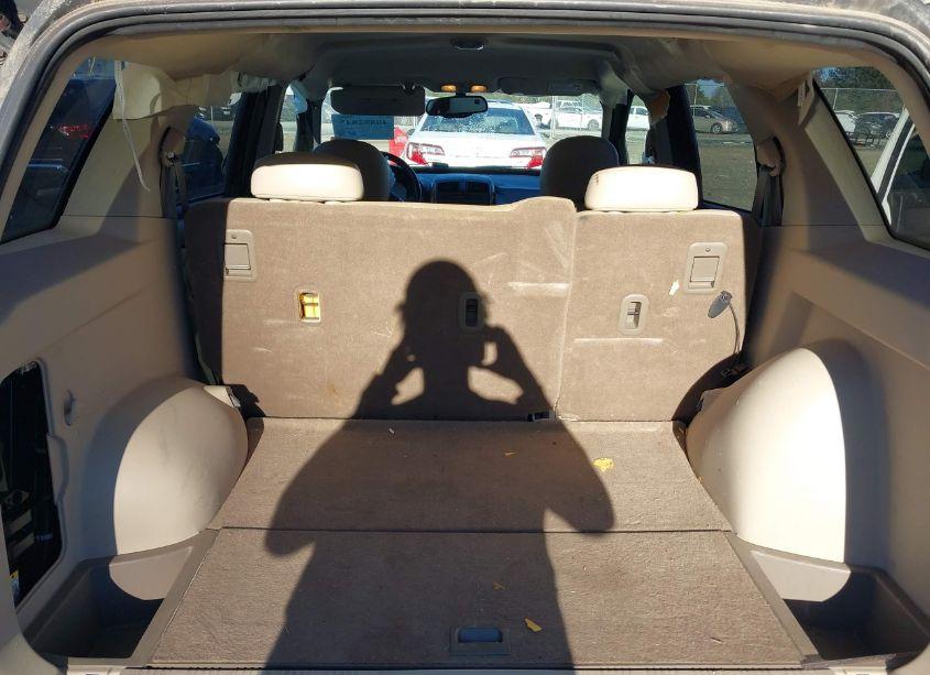 Photo 18 of 2006 Saturn Vue V6 (VIN 5GZCZ53416S853663)