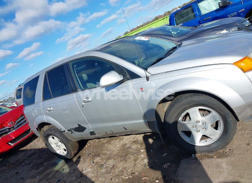 Photo 12 of 2005 Saturn Vue V6 (VIN 5GZCZ53435S839150)