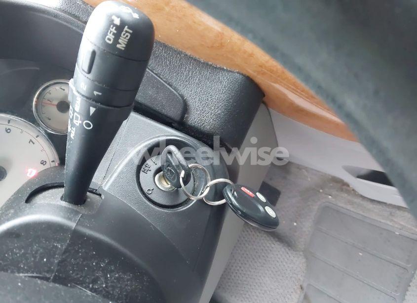 Photo 11 of 2007 Saturn Vue V6 (VIN 5GZCZ53467S859072)