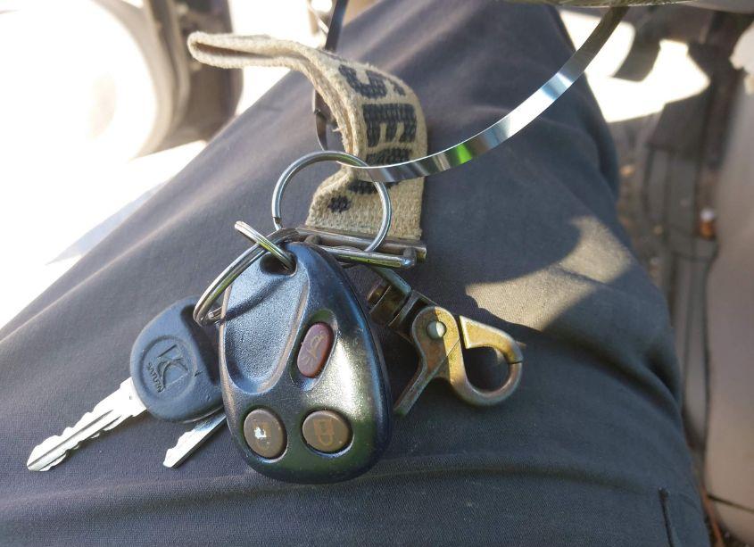 Photo 11 of 2007 Saturn Vue V6 (VIN 5GZCZ53477S860022)