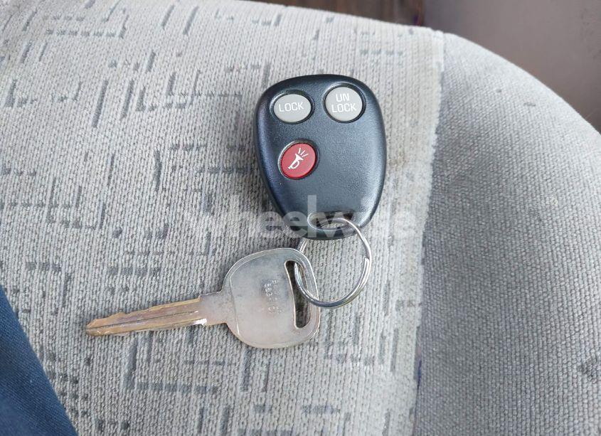 Photo 11 of 2003 Saturn Vue V6 (VIN 5GZCZ53B33S870278)