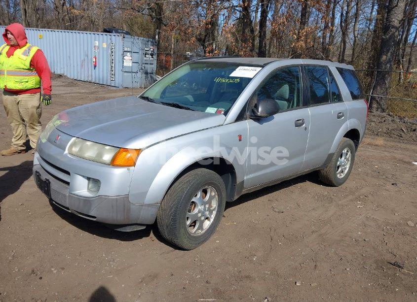 Photo 2 of 2003 Saturn Vue V6 (VIN 5GZCZ53B83S839995)