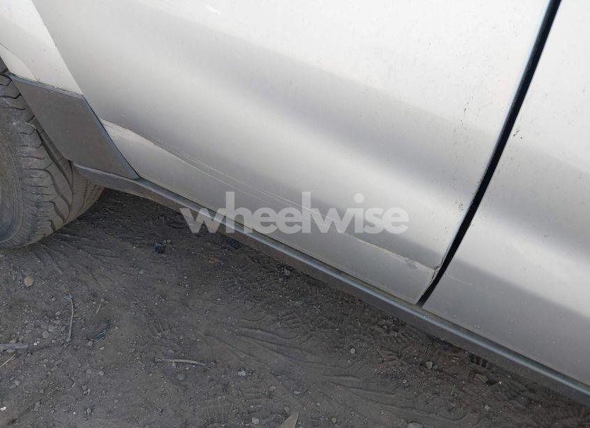 Photo 6 of 2003 Saturn Vue V6 (VIN 5GZCZ53B83S839995)