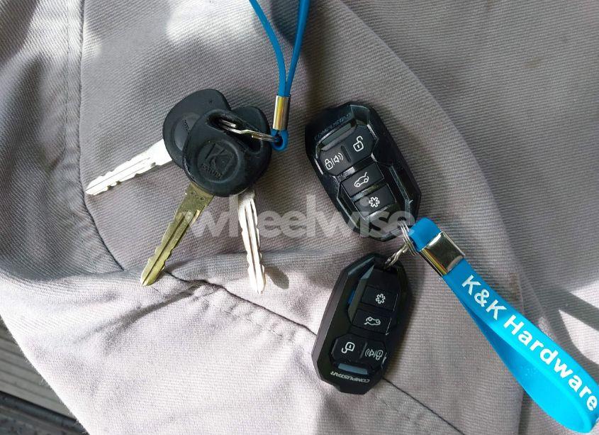 Photo 11 of 2007 Saturn Vue V6 (VIN 5GZCZ63407S878948)