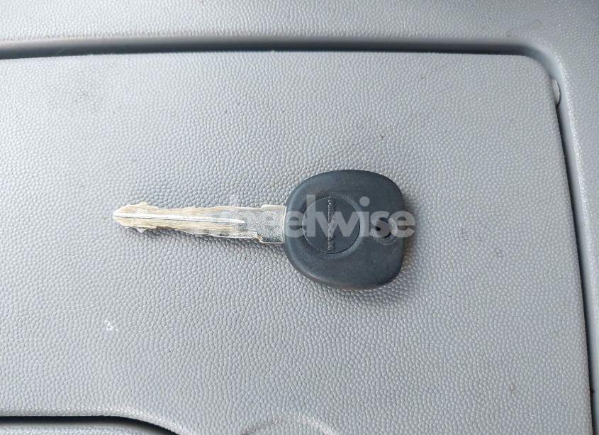 Photo 11 of 2005 Saturn Vue V6 (VIN 5GZCZ63455S850995)