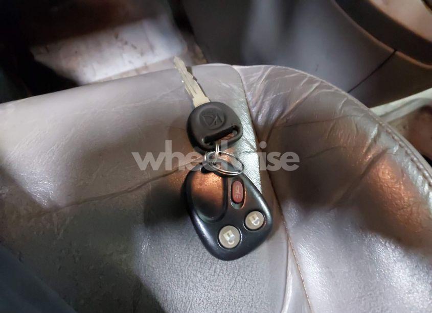 Photo 11 of 2005 Saturn Vue V6 (VIN 5GZCZ634X5S812114)