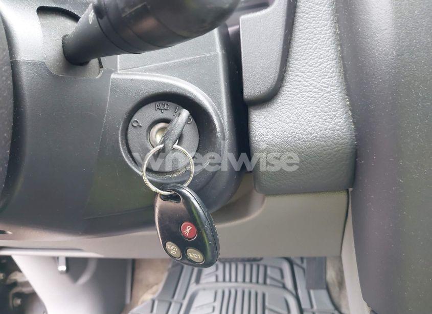 Photo 11 of 2003 Saturn Vue V6 (VIN 5GZCZ63B53S880476)