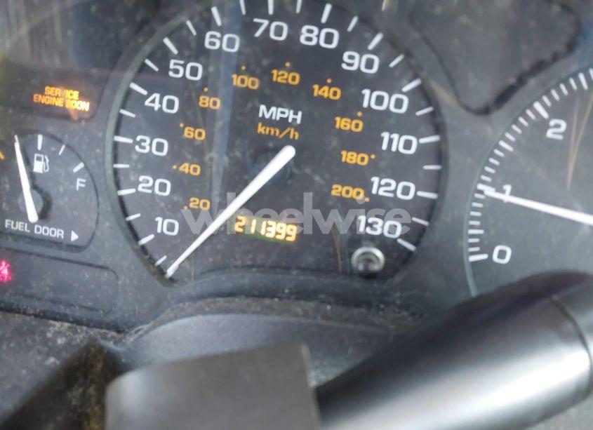 Photo 7 of 2003 Saturn Vue V6 (VIN 5GZCZ63B83S869309)