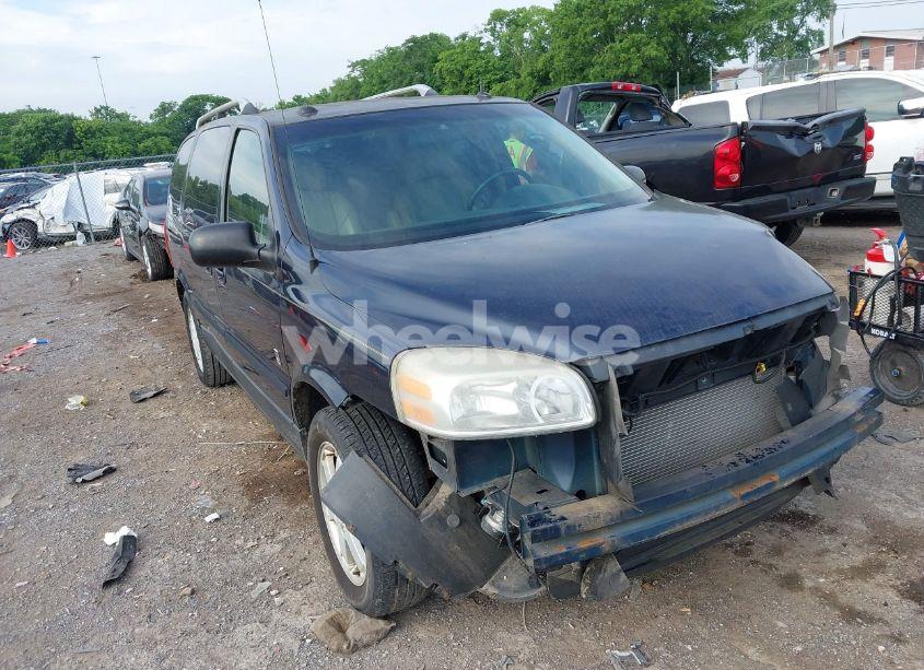 2005 Saturn Relay FWD (VIN 5GZDV23L05D230110) main photo