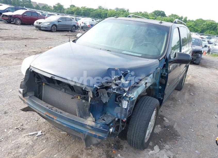 Photo 2 of 2005 Saturn Relay FWD (VIN 5GZDV23L05D230110)