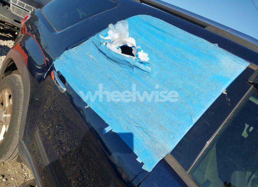 Photo 12 of 2008 Saturn Outlook XE (VIN 5GZER13738J241811)