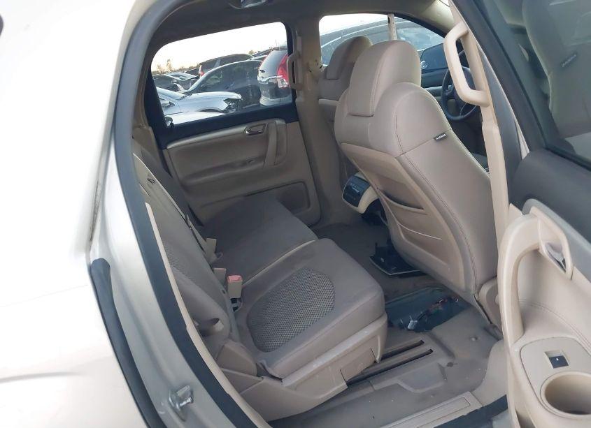 Photo 8 of 2008 Saturn Outlook XE (VIN 5GZER13778J112714)