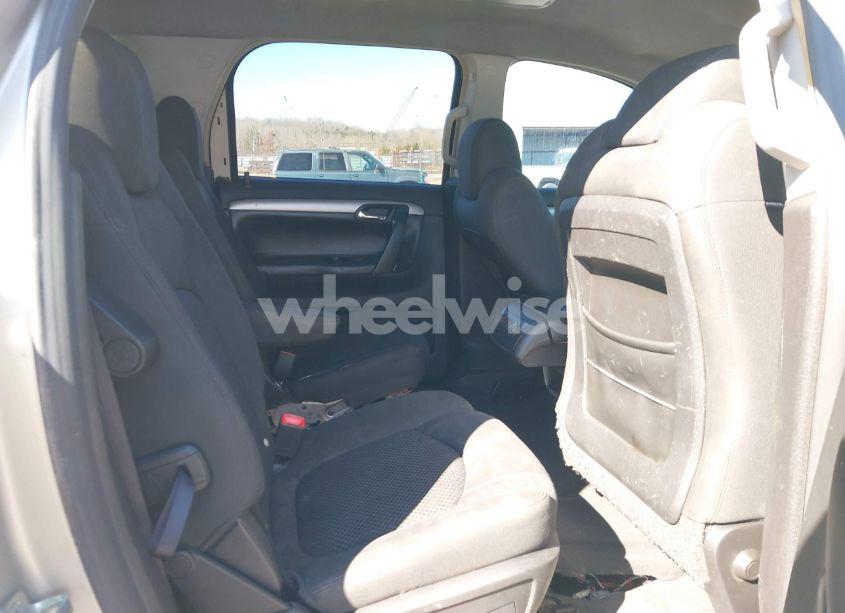 Photo 8 of 2008 Saturn Outlook XE (VIN 5GZER13788J157838)