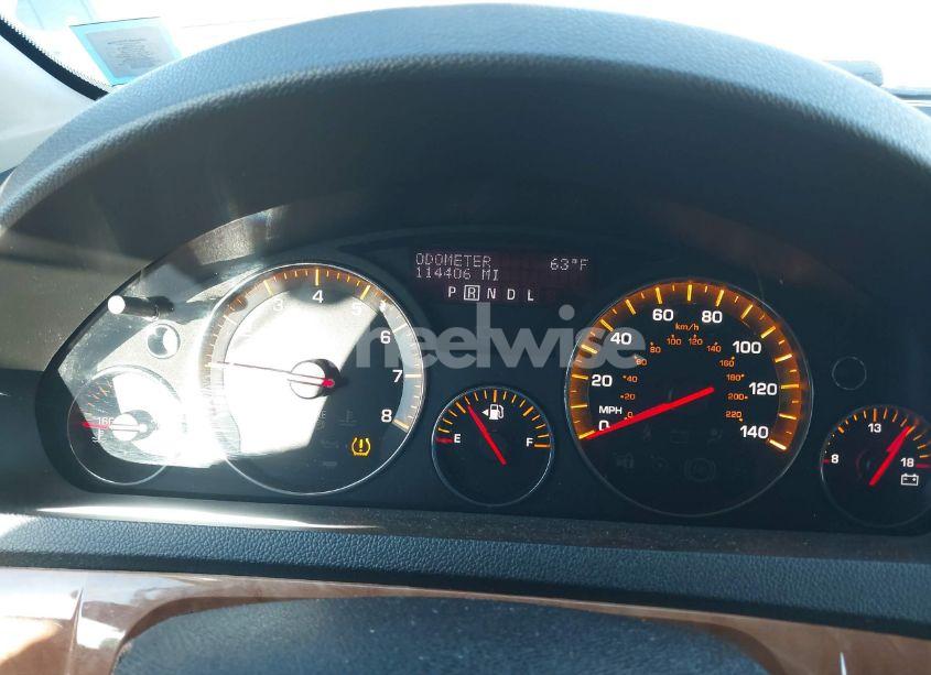 Photo 7 of 2008 Saturn Outlook XR (VIN 5GZER23748J127564)