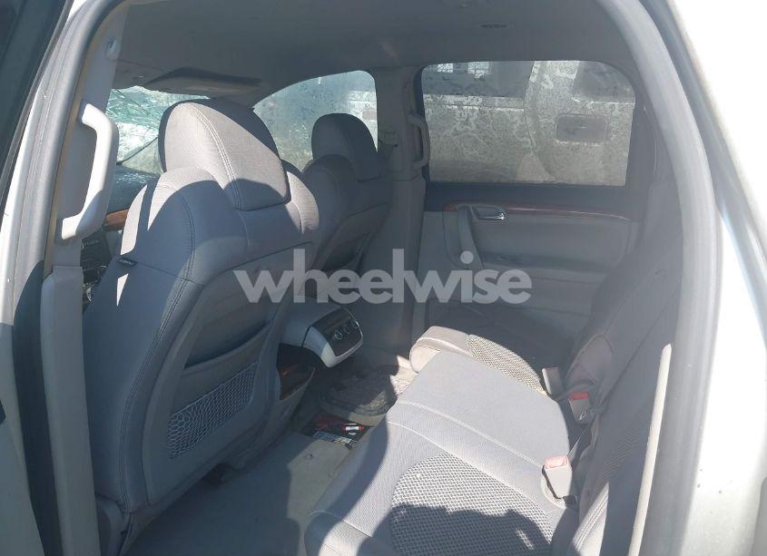 Photo 8 of 2007 Saturn Outlook XR (VIN 5GZER237X7J132038)