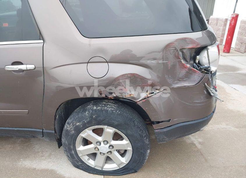 Photo 12 of 2007 Saturn Outlook XR (VIN 5GZER237X7J171339)