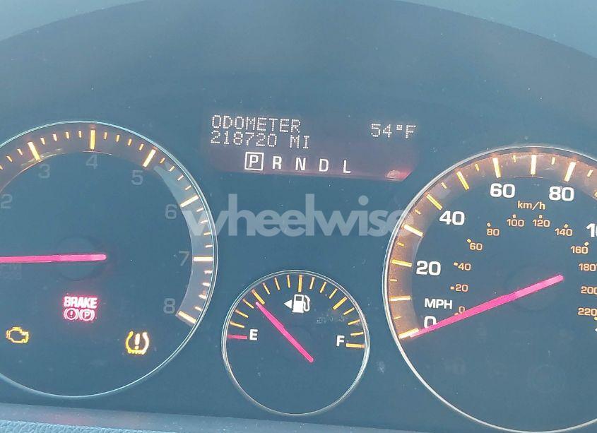 Photo 7 of 2008 Saturn Outlook XR (VIN 5GZER237X8J229130)