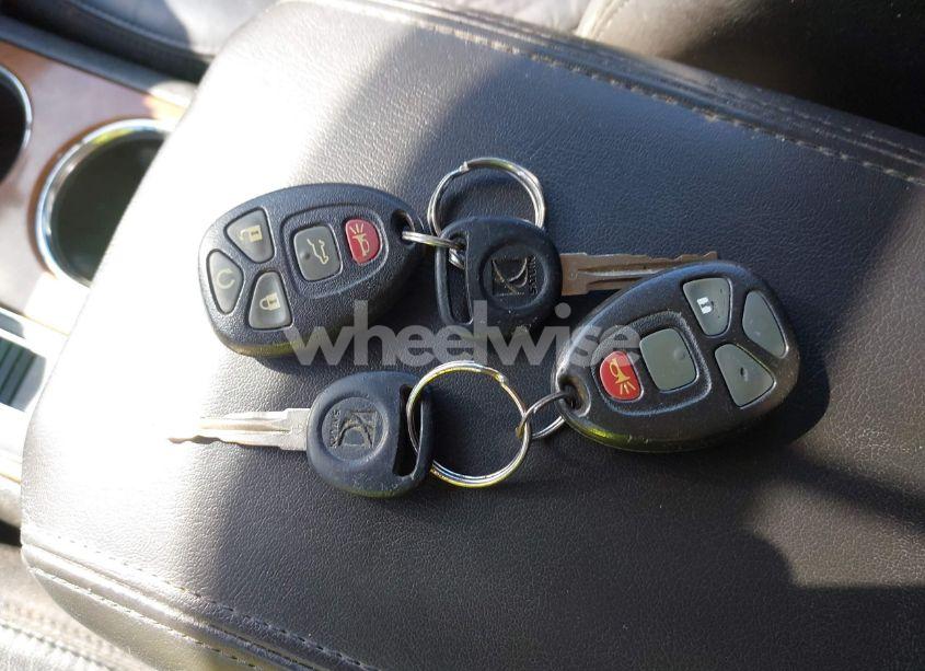 Photo 11 of 2009 Saturn Outlook XR (VIN 5GZER23D49J201458)