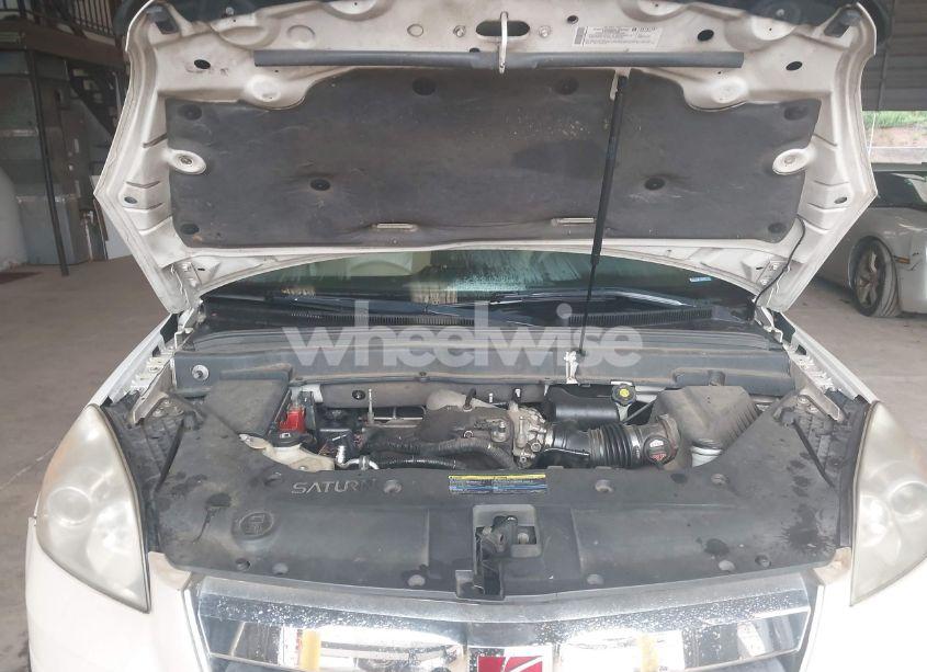 Photo 10 of 2008 Saturn Outlook XR (VIN 5GZER33728J273970)