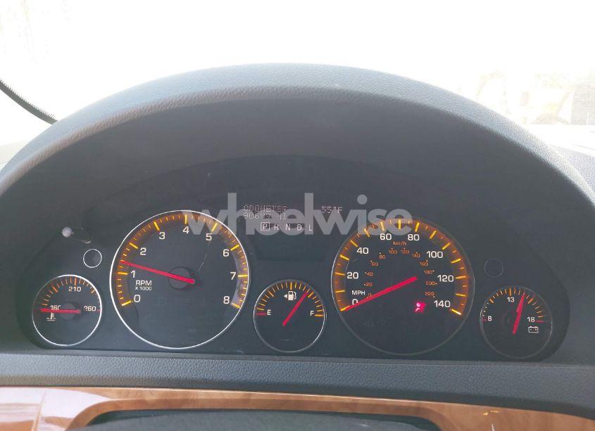 Photo 7 of 2007 Saturn Outlook XR (VIN 5GZER33747J128721)